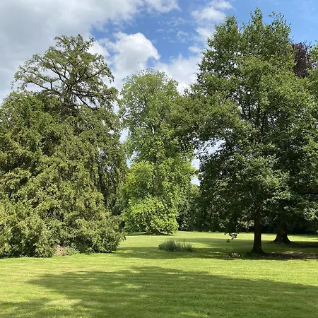Alojamento de Acomodação e Pequeno-almoço Le Château D'elbeuf-en-bray Elbeuf-en-Bray