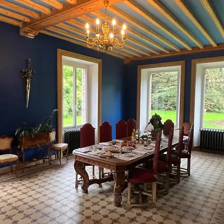 Le Chateau D'elbeuf-en-bray Bed & Breakfast