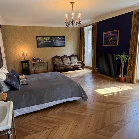 Bed & Breakfast Le Chateau D'elbeuf-en-bray 4*