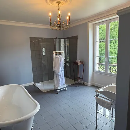 Le Chateau D'elbeuf-en-bray Bed & Breakfast 4*